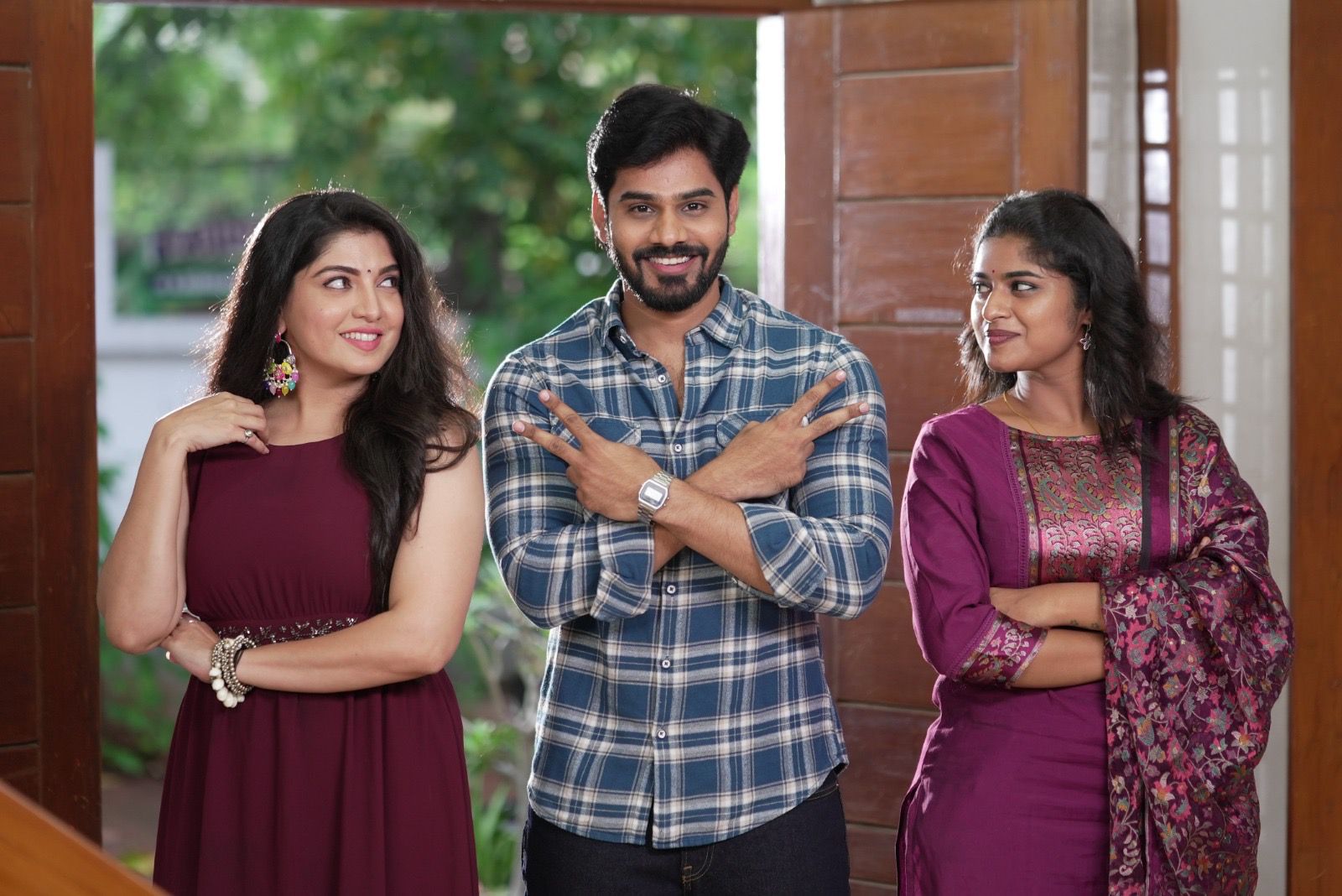 Read more about the article கலைஞர் டிவி-யின் புத்தம் புதிய மெகாத்தொடர் – “காத்துவாக்குல ரெண்டு காதல்”