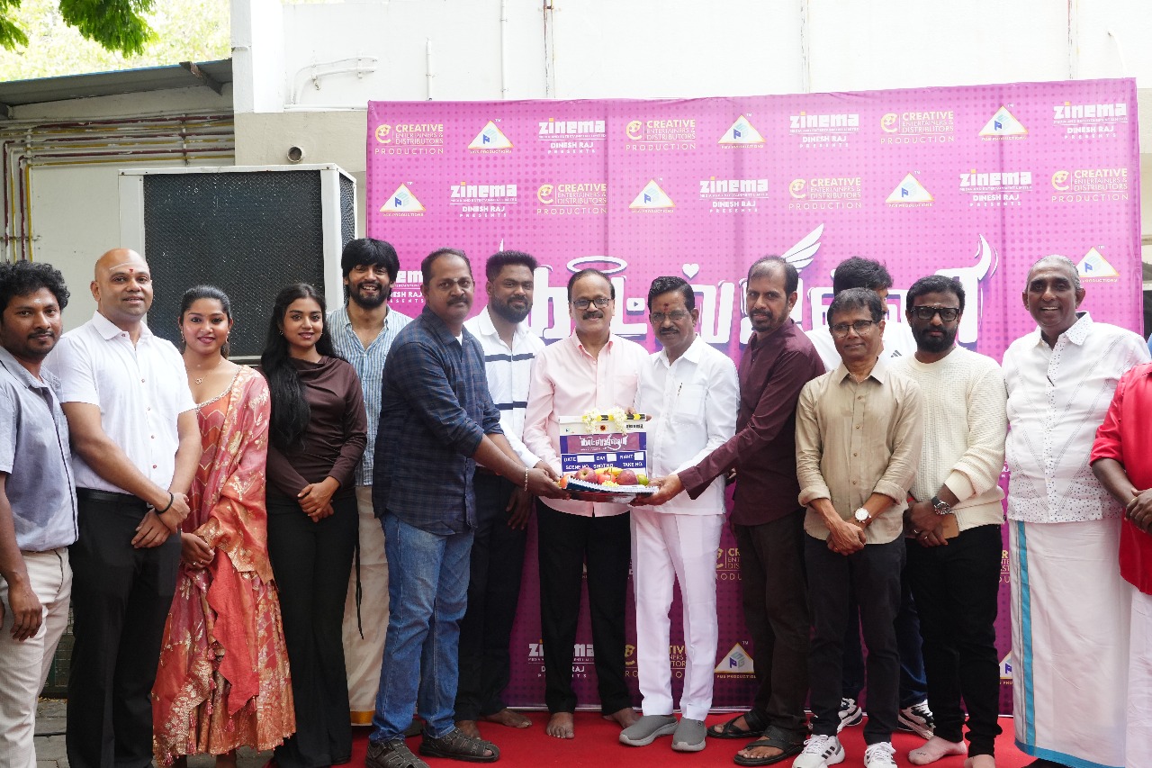 Read more about the article காட்ஸ்ஜில்லா’ படப்பிடிப்பு பூஜையுடன் துவக்கம் – நாயகன் தர்ஷன்பிறந்தநாள் சிறப்பாகக் கொண்டாடப்பட்டது 