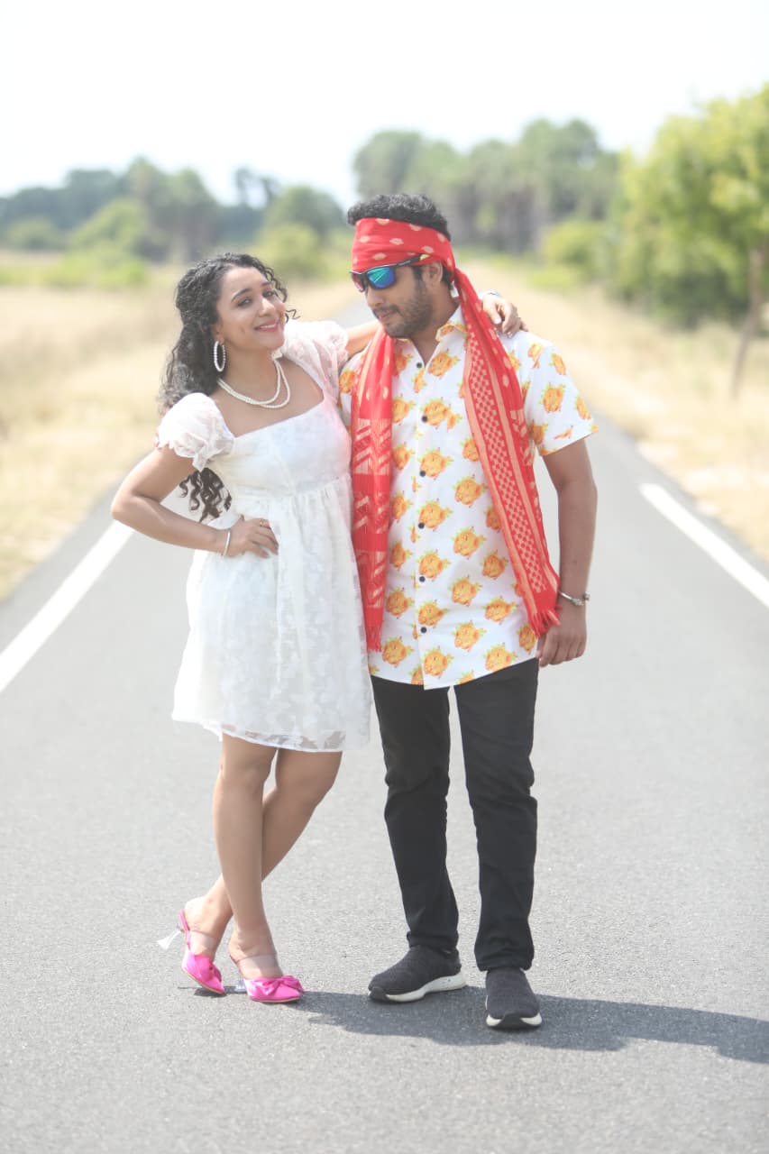 You are currently viewing Uruttu Uruttu Movie Review: