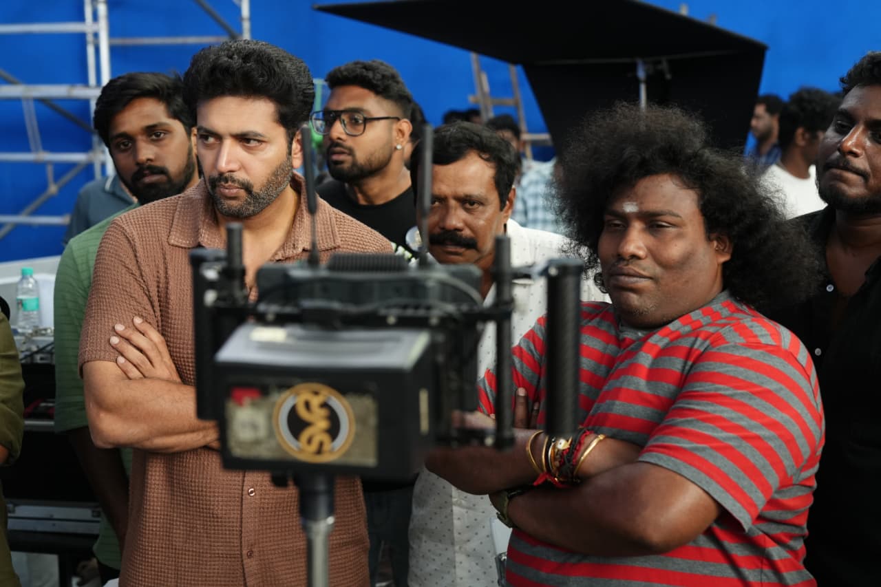 You are currently viewing நடிகர் ரவி மோகன் முதன்முறையாக தயாரித்து இயக்கவிருக்கும் ‘An Ordinary Man’ படத்தின் ப்ரோமோ வெளியீடு;