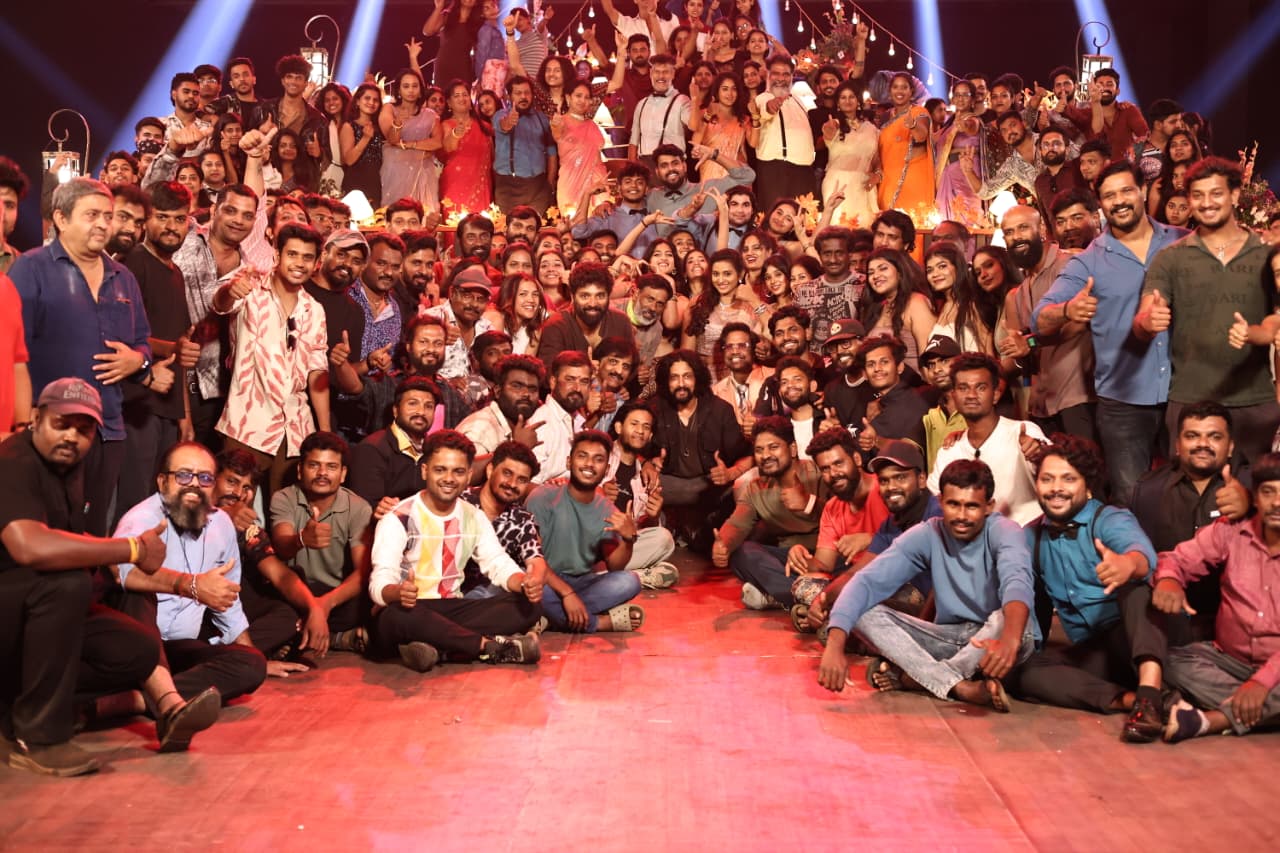 Read more about the article கிச்சா சுதீப் நடித்த MARK படத்தின் படப்பிடிப்பு மிக பிரமாண்டமாக நிறைவு!