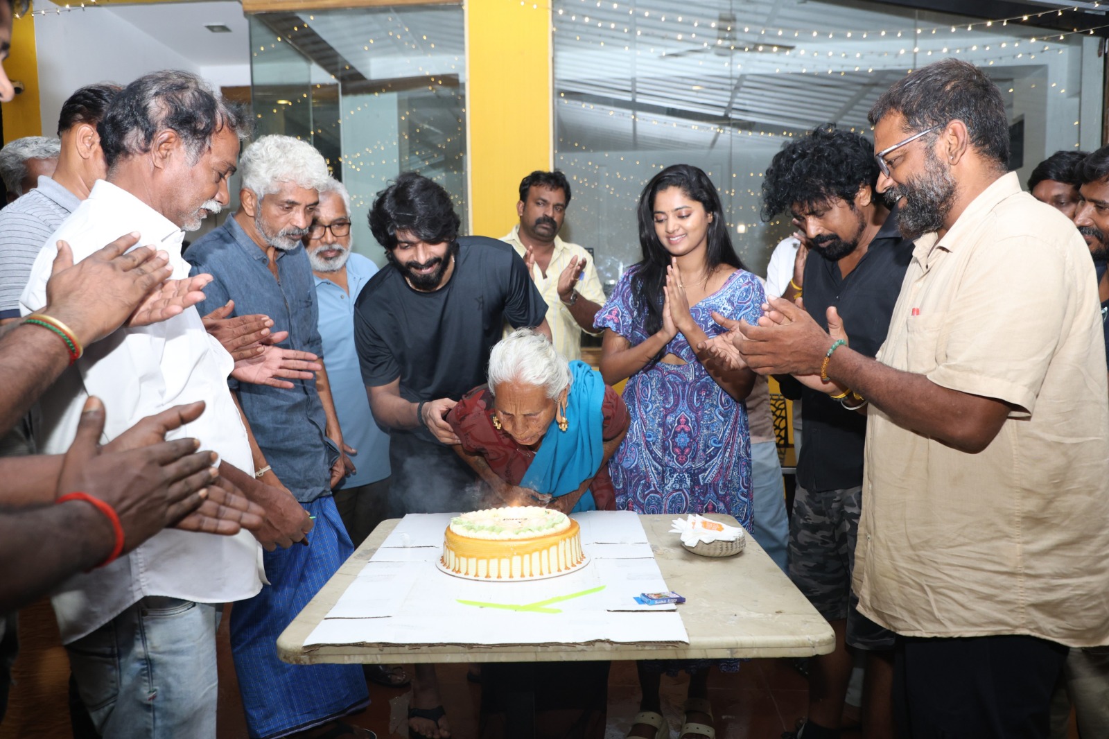 Read more about the article *கே.பி.ஜெகன் எழுத்து, இயக்கத்தில் உருவாகி வரும் “ரோஜா மல்லி கனகாம்பரம்”படத்தின்  படப்பிடிப்பு நிறைவு பெற்றது*