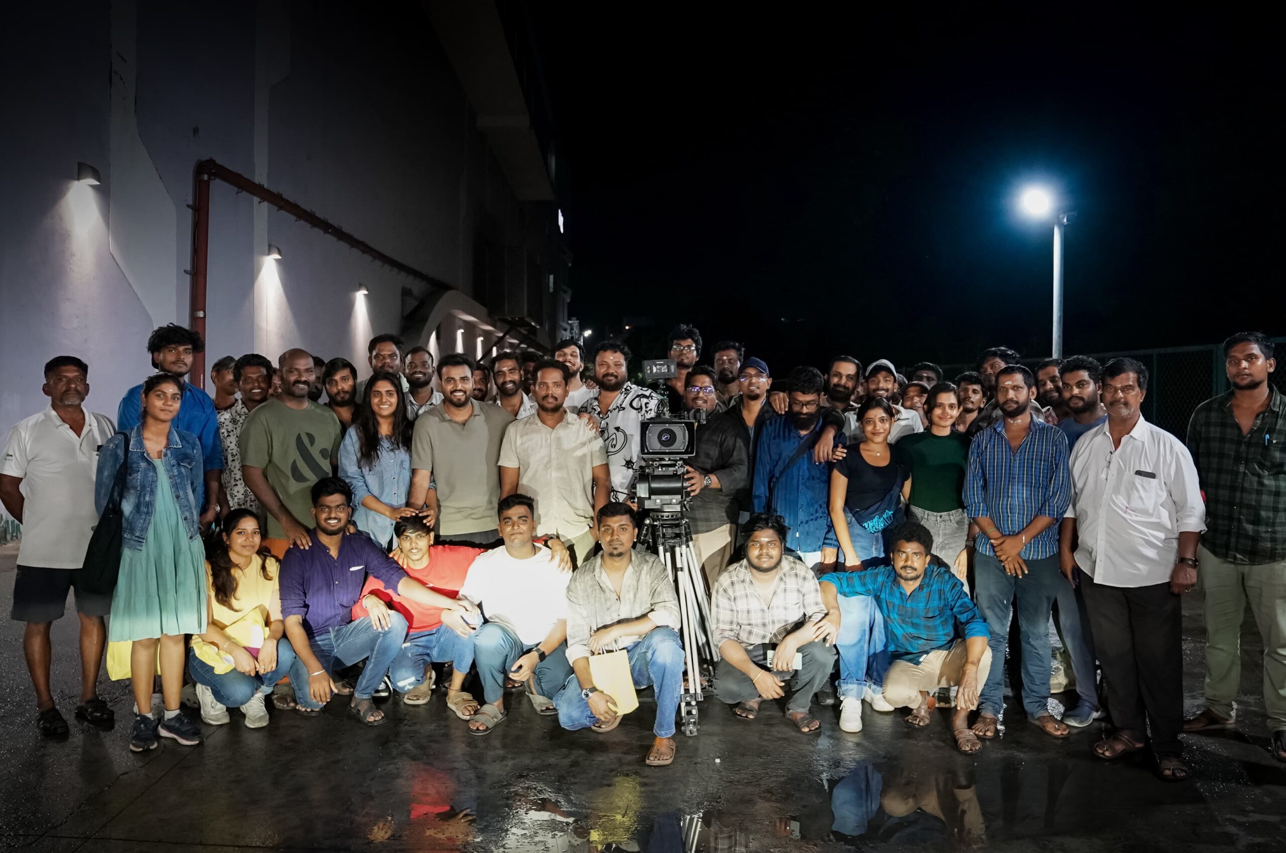 You are currently viewing *மில்லியன் டாலர் ஸ்டுடியோஸ் ( Million Dollar Studios )- வேல்ஸ் ஃபில்ம் இன்டர்நேஷனல் ( VELS Film International ) இணைந்து தயாரிக்கும் அசோக் செல்வன் – நிமிஷா சஜயன் நடித்துள்ள ரொமாண்டிக் திரில்லர் படத்தின் படப்பிடிப்பு நிறைவடைந்தது!*