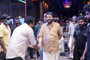 Read more about the article *Megastar Mammootty Visits the Location of Dulquer Salmaan’s Film ‘I Am Game’*