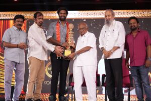 Read more about the article எம். ஜி. ஆர். சிவாஜி அகாடமி 41 வது திரைப்பட விருது வழங்கும் விழா வள்ளுவர் கொட்டாத்தில் நேற்று சிறப்பாக நடந்தேறியது…