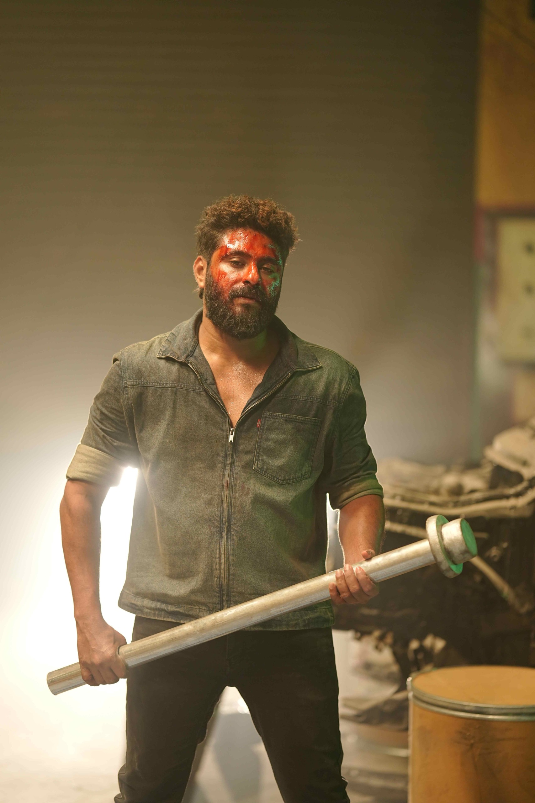 You are currently viewing Kattalan Tamil Movie Review: Fury, Forests, and Flying Villains
