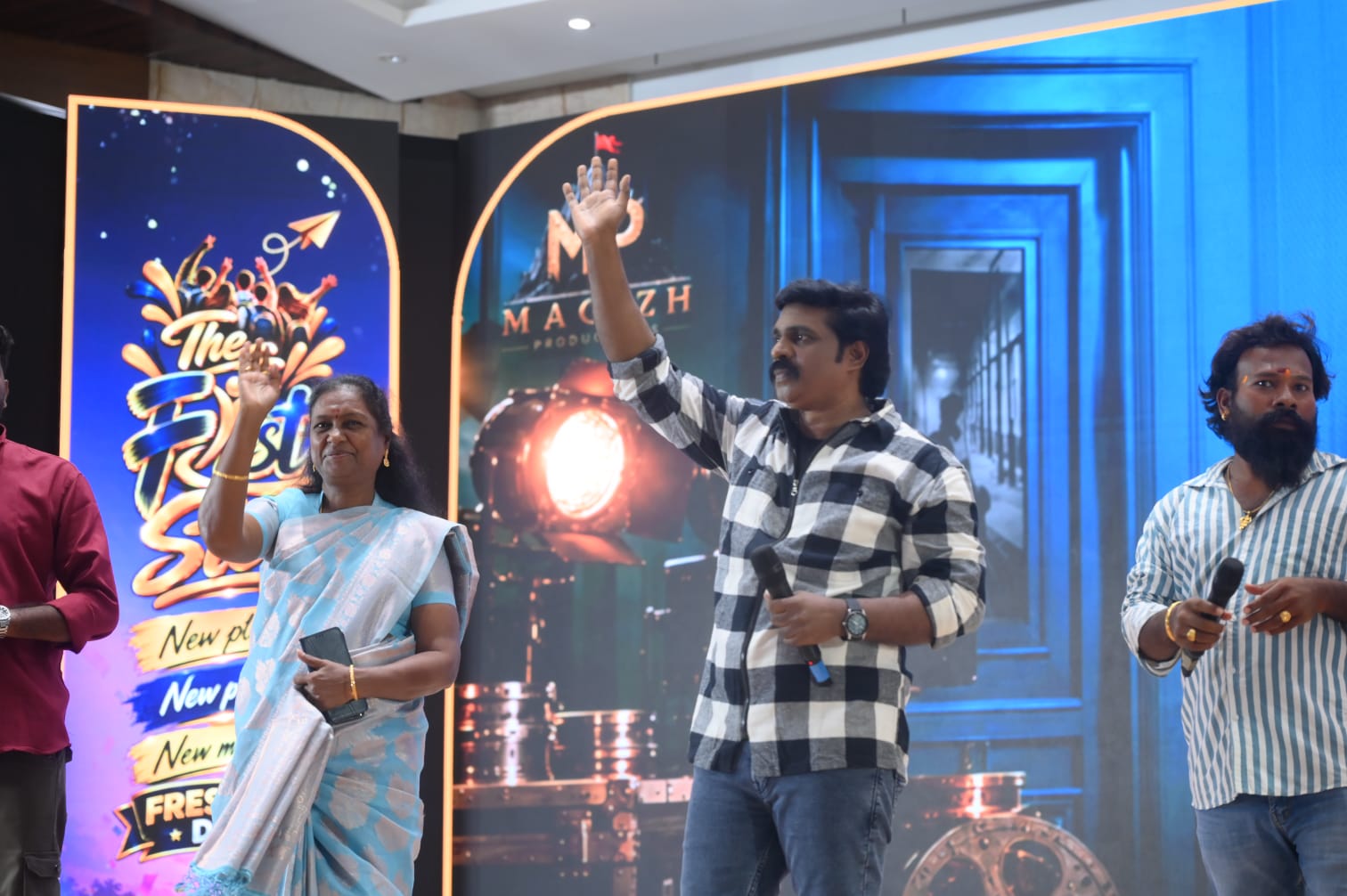 *கோவை ரத்தினம் கல்லூரியில் பிரம்மாண்டமாக நடைபெற்ற ‘துரோகம் பழகு’ திரைப்படத்தின் 3rd Look மற்றும் டீசர் வெளியீட்டு விழா! 4000 மாணவ-மாணவிகள் உற்சாக வரவேற்பு!*