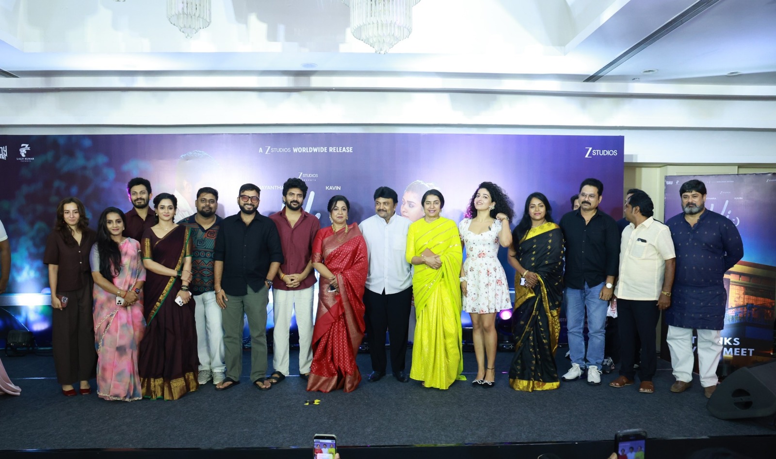 You are currently viewing  ‘ஹாய்’ படத்திற்கு கிடைத்த வரவேற்பு மகிழ்ச்சியில் – பத்திரிகை, ஊடக நண்பர்களைச் சந்தித்து நன்றி தெரிவித்த படக்குழு!