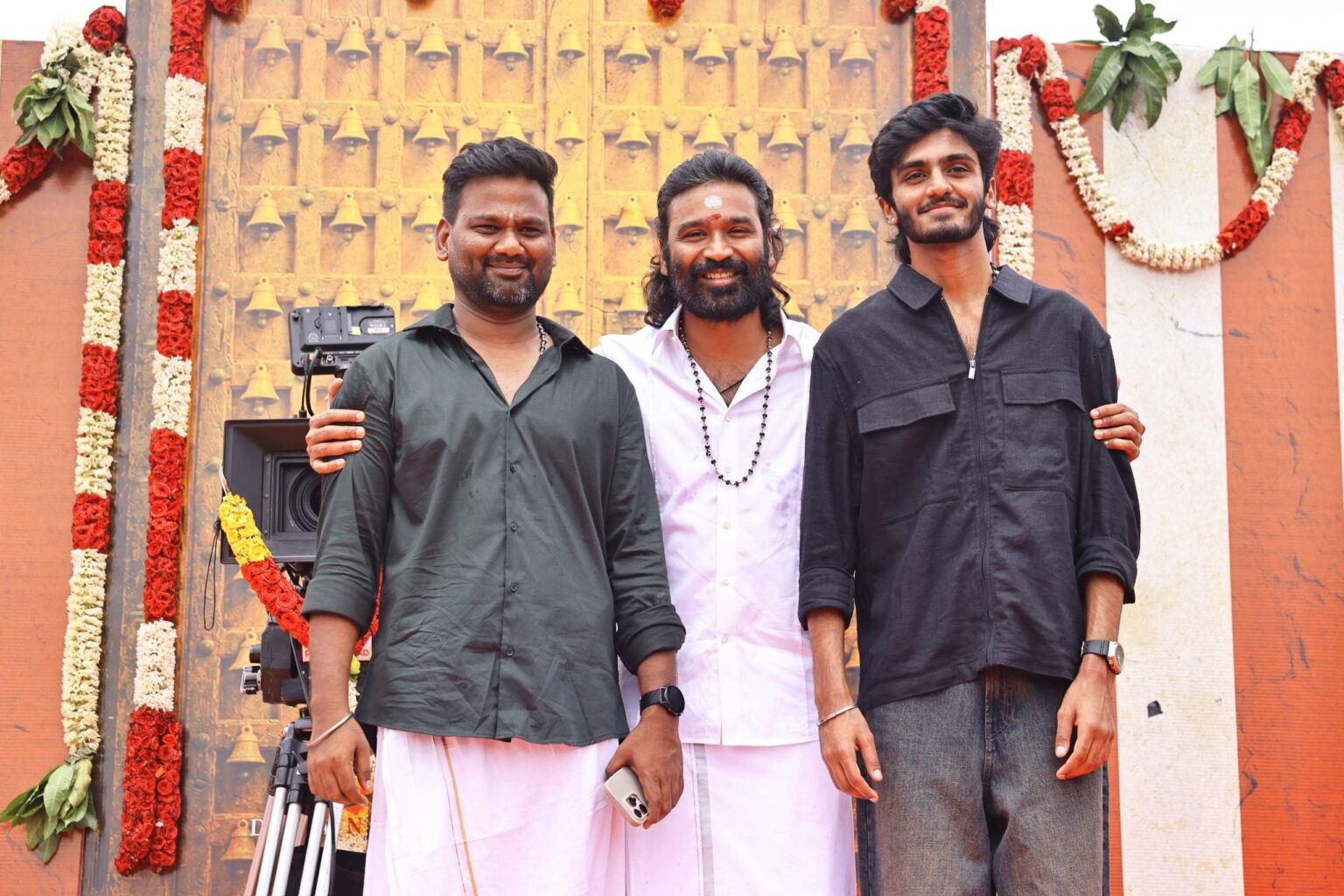 மாரனாடு கருப்பணசாமி கோவிலில் பிரம்மாண்டமாக துவங்கியது தனுஷின் D56 !!